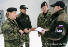 Českí vojenskí policajti na Slovensku